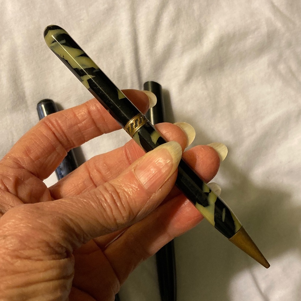 Vintage Ink Pens. Selling 3- One Price - Picture 4 of 10